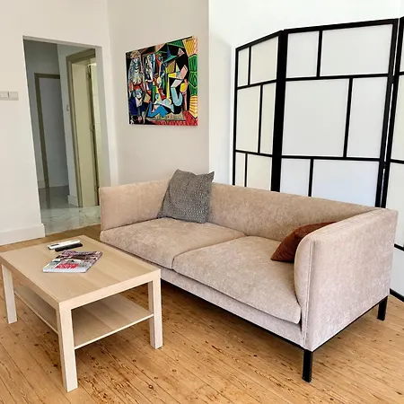 Διαμέρισμα Flat On Mehmet Akif Street